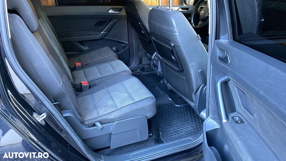 Volkswagen Touran 1.6 TDI DSG Comfortline - 14