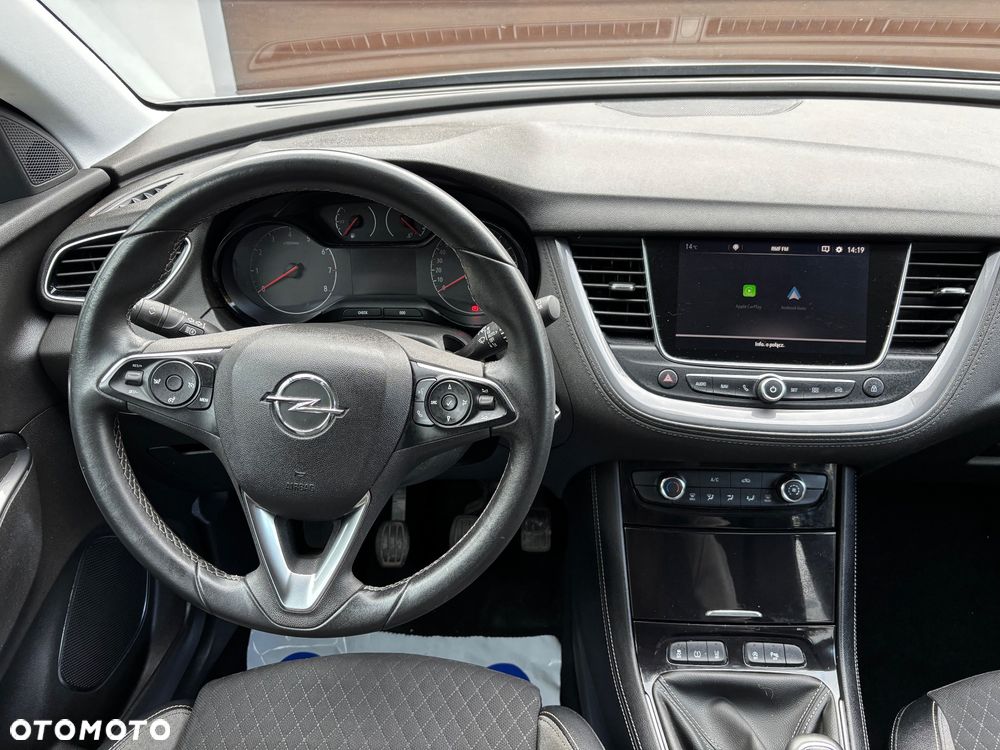 Opel Grandland X 1.2 Start/Stop Business Edition - 17