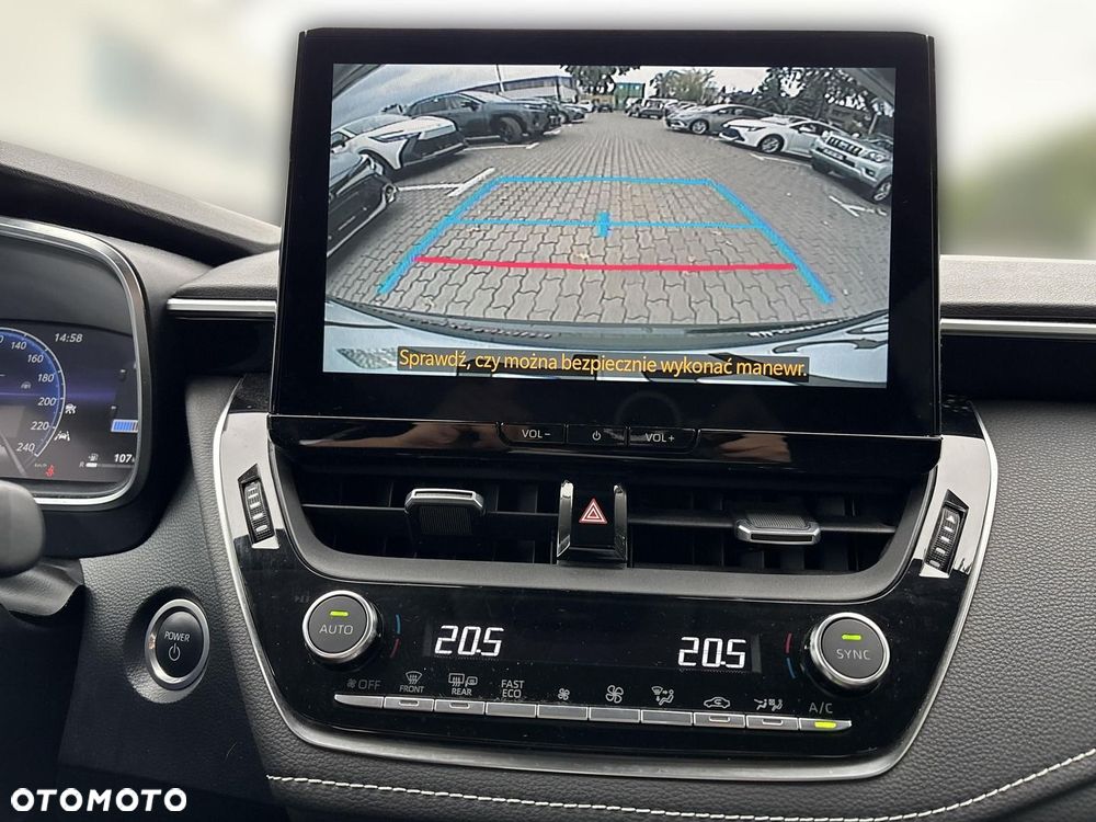 Toyota Corolla 1.8 Hybrid Style - 17