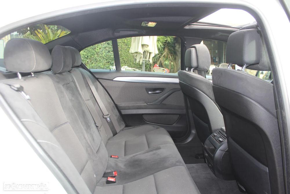 BMW 520 d Pack M Auto - 27