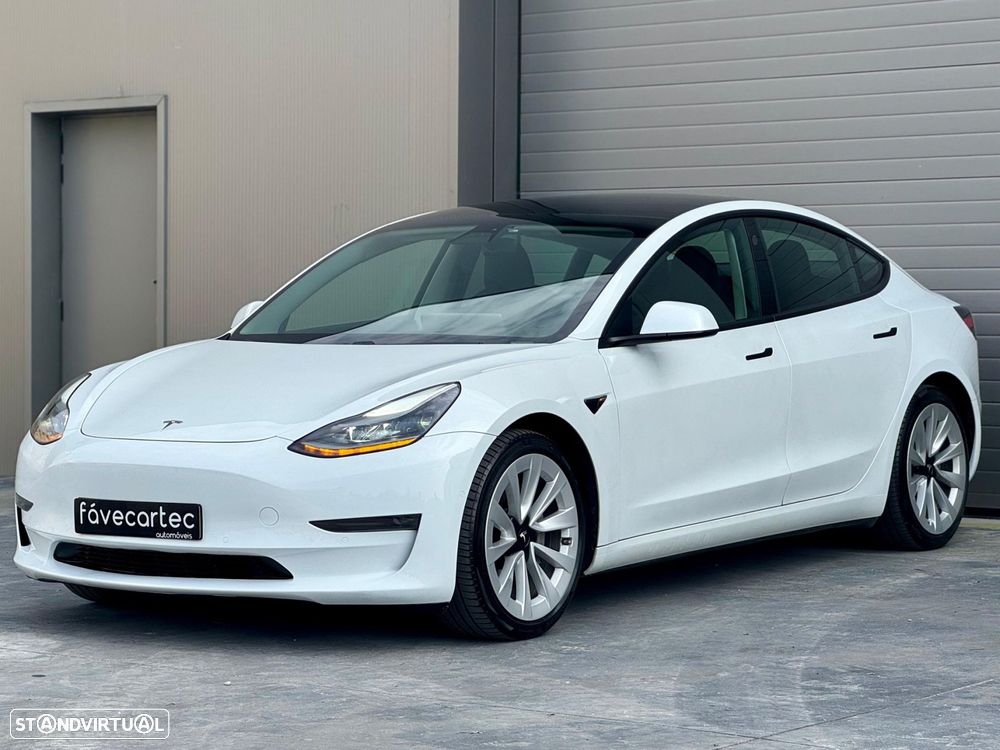 Tesla Model 3 - 13
