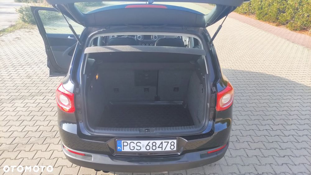 Volkswagen Tiguan - 14
