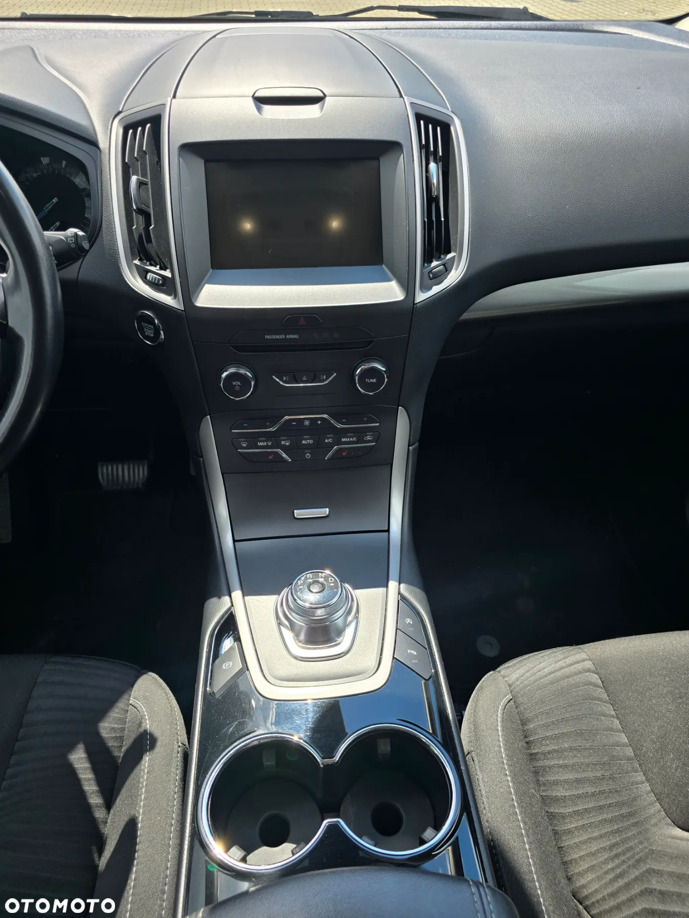 Ford S-Max 2.0 EcoBlue Titanium - 19