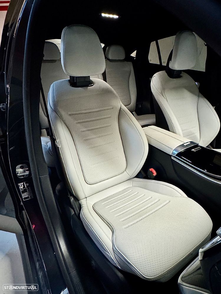 Mercedes-Benz GLC 300 de Coupe 4Matic - 16