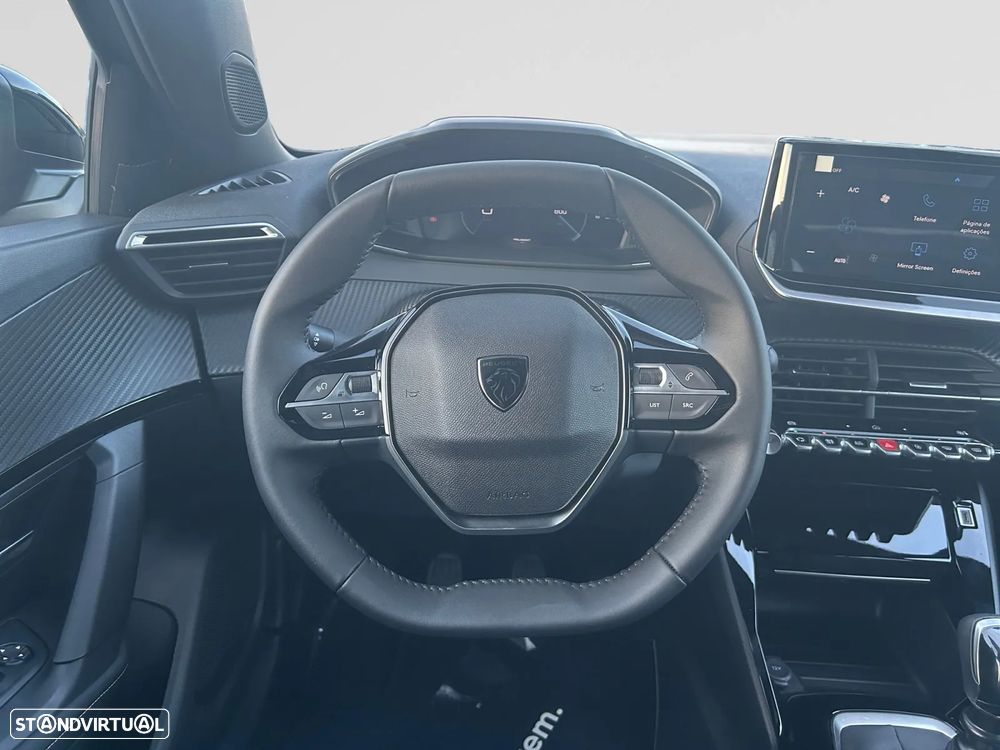 Peugeot 2008 1.2 Allure - 12