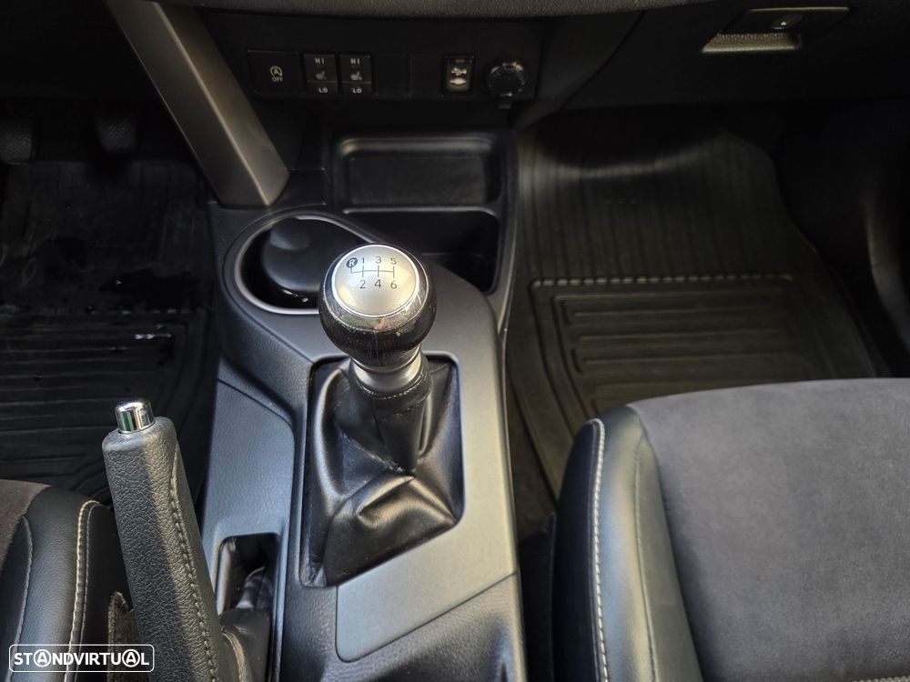 Toyota RAV4 2.0 D-4D Comfort - 24