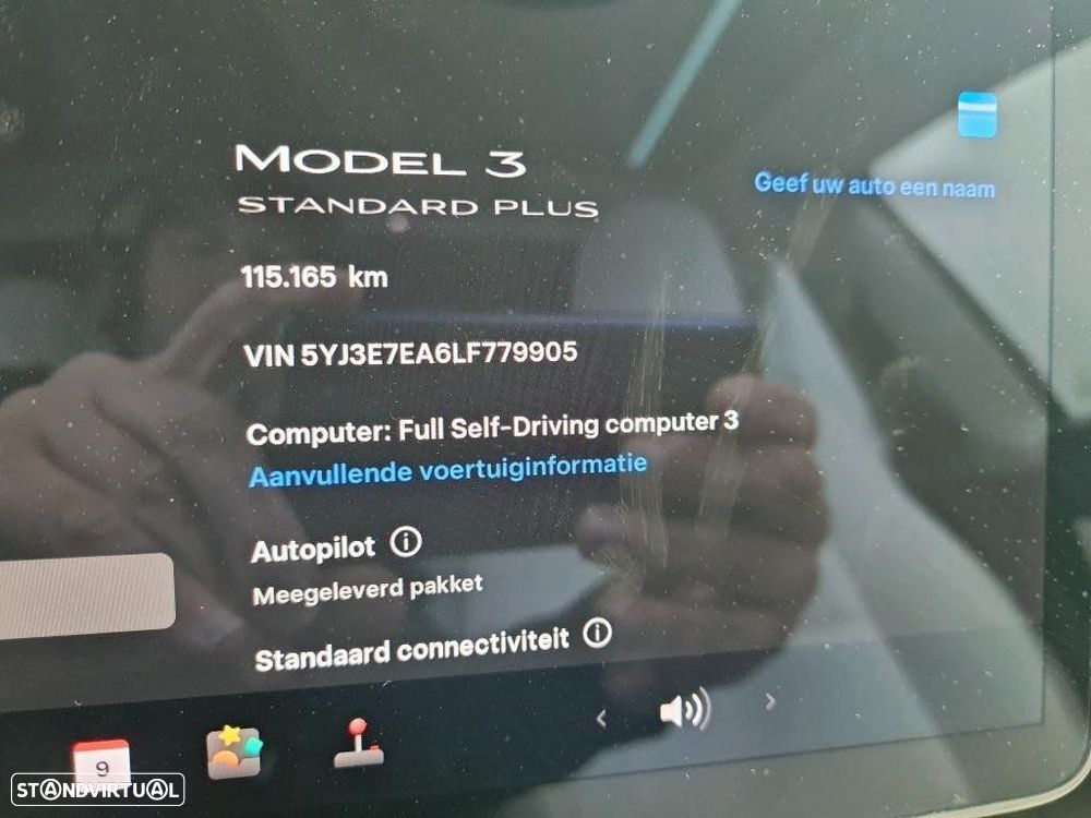 Tesla Model 3 - 6