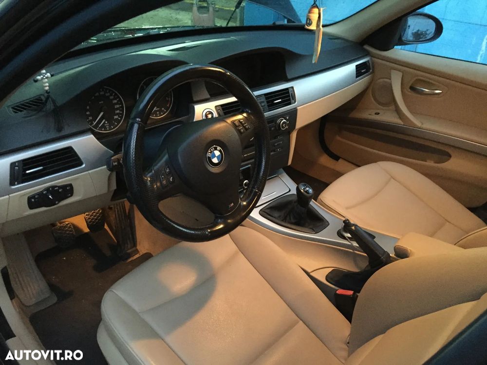 BMW Seria 3 318d - 7