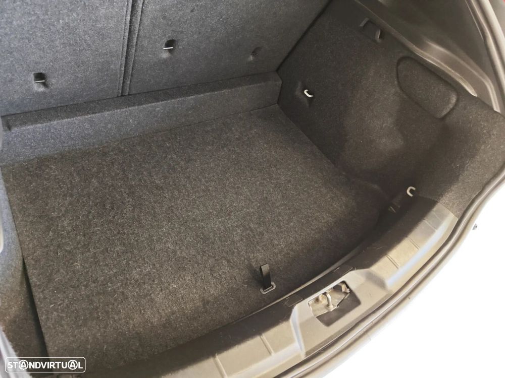 Volvo V40 1.6 D2 Summum Eco - 46