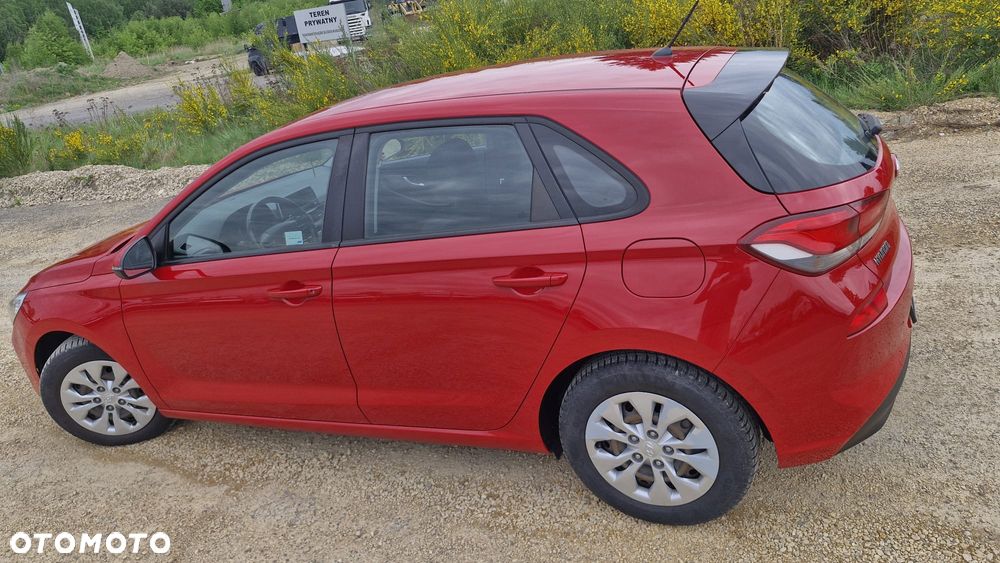 Hyundai i30 1.4 Classic + - 6