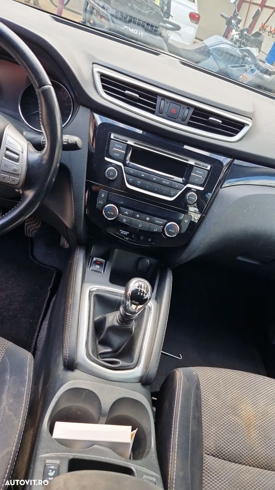 Nissan Qashqai - 12
