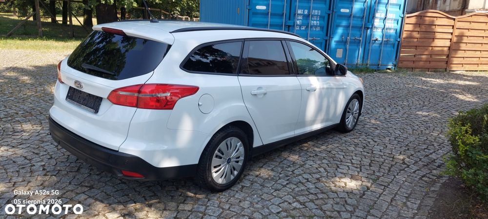 Ford Focus 1.5 EcoBlue Start-Stopp-System COOL&CONNECT DESIGN - 3