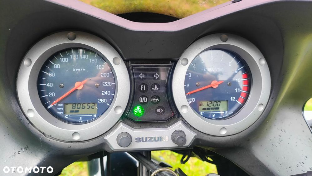 Suzuki DL - 8