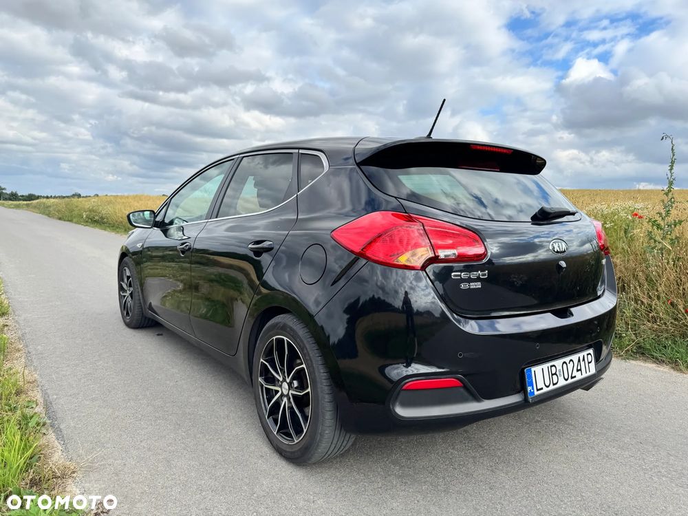 Kia Ceed 1.6 GDI L Business Line - 19