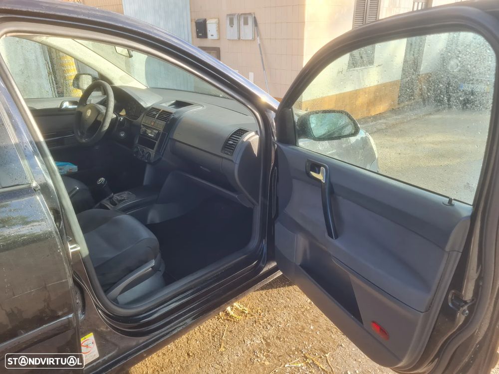 VW Polo 1.2 Live - 6