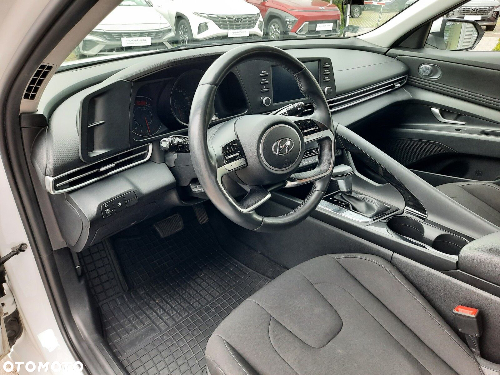 Hyundai Elantra 1.6 Smart CVT - 8