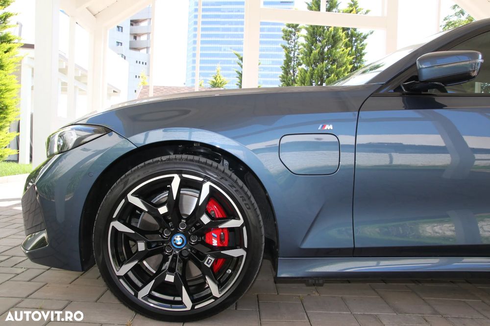 BMW Seria 3 330e xDrive AT PHEV - 4