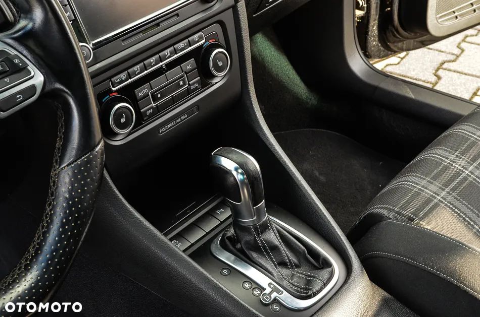 Volkswagen Golf 2.0 TDI DPF DSG GTD - 24