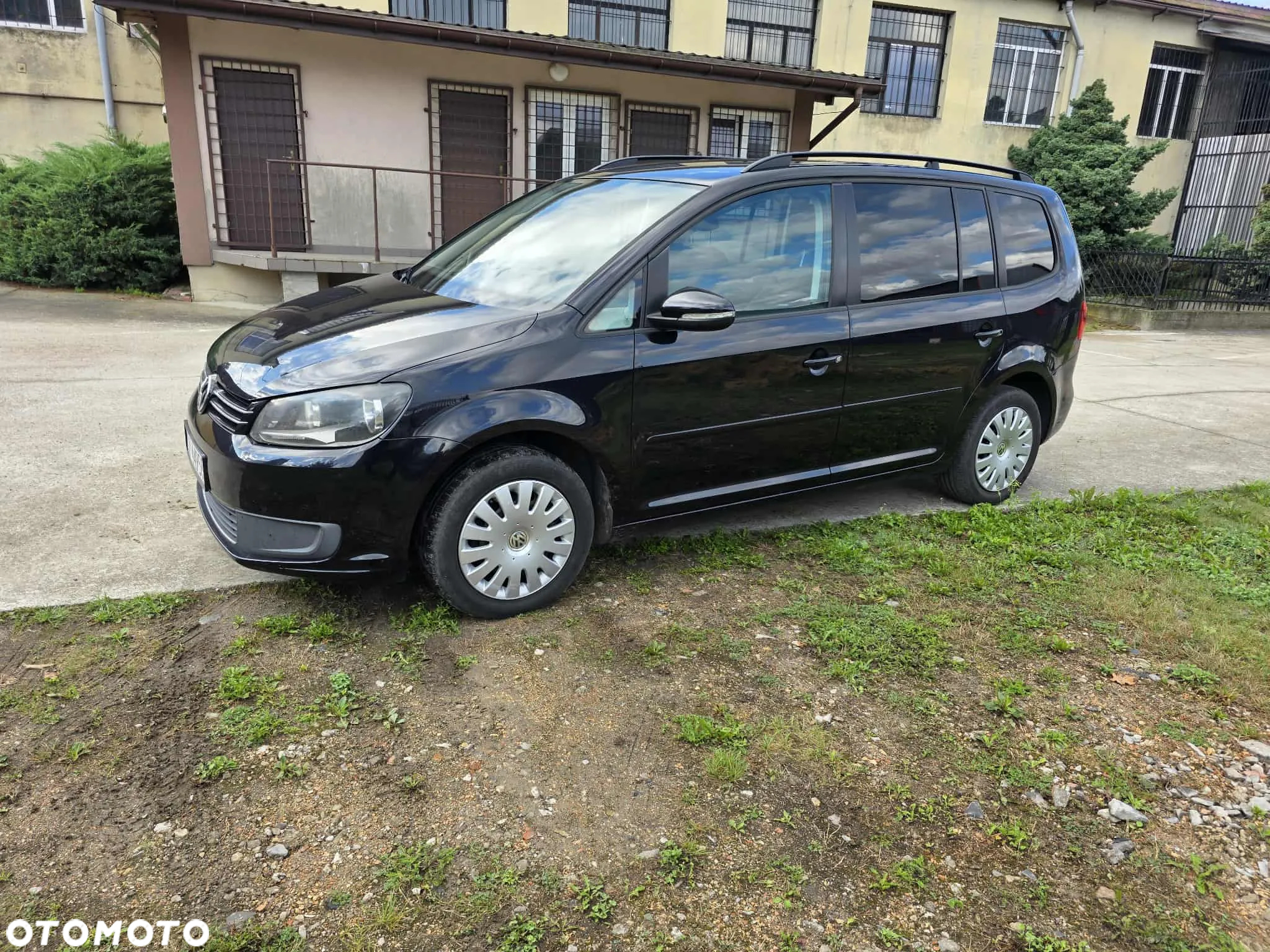 Volkswagen Touran - 2
