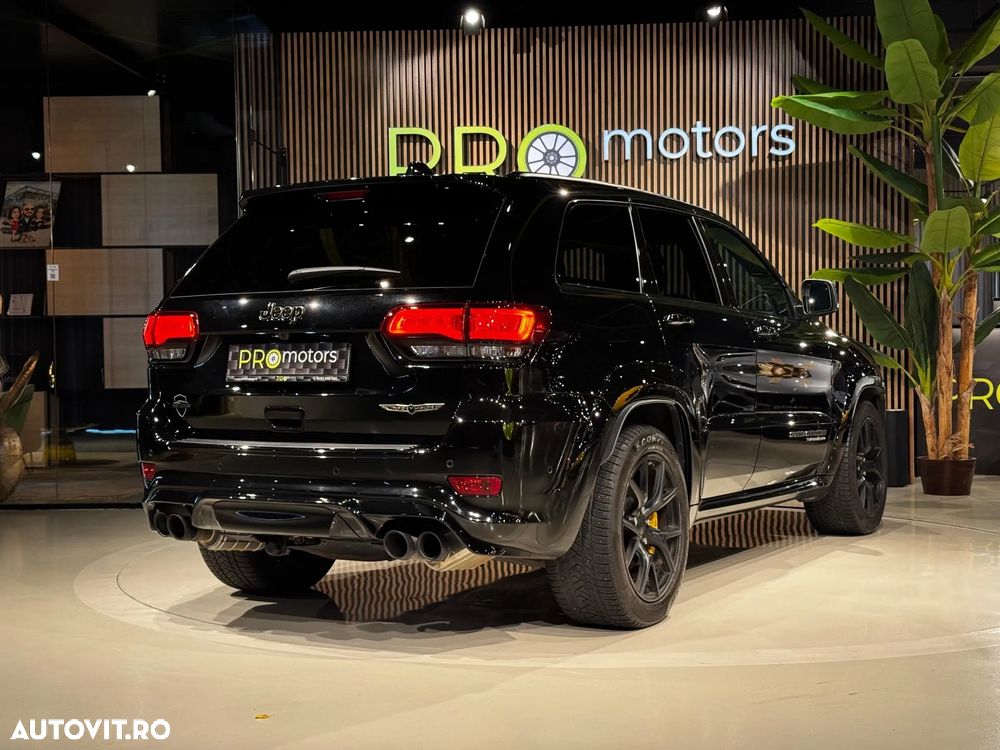 Jeep Grand Cherokee - 3