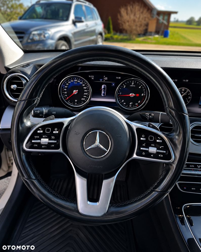 Mercedes-Benz Klasa E 200 d 9G-TRONIC - 5