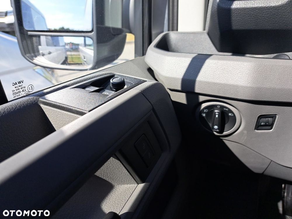 Volkswagen Crafter 35 furgon wysoki dach, 2,0 TDI 177KM, przedni, 6-bieg manualna 3640 mm, Euro 6 - 15