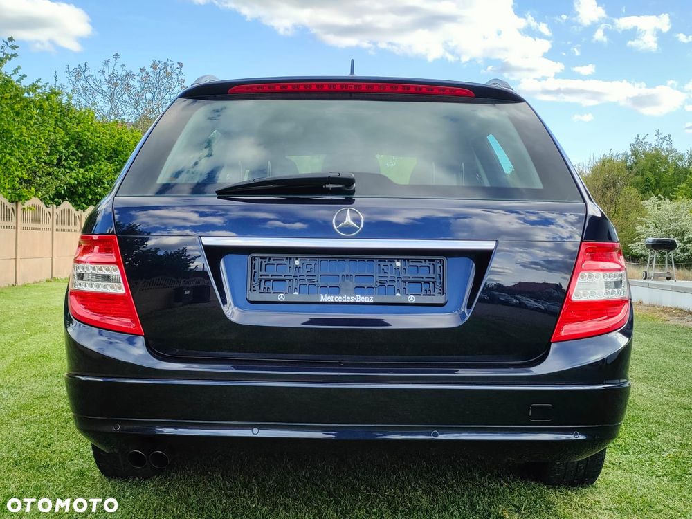 Mercedes-Benz Klasa C 200 CDI DPF (BlueEFFICIENCY) Avantgarde - 13