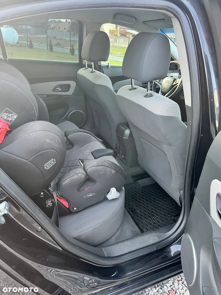 Chevrolet Cruze 1.8 LT - 21