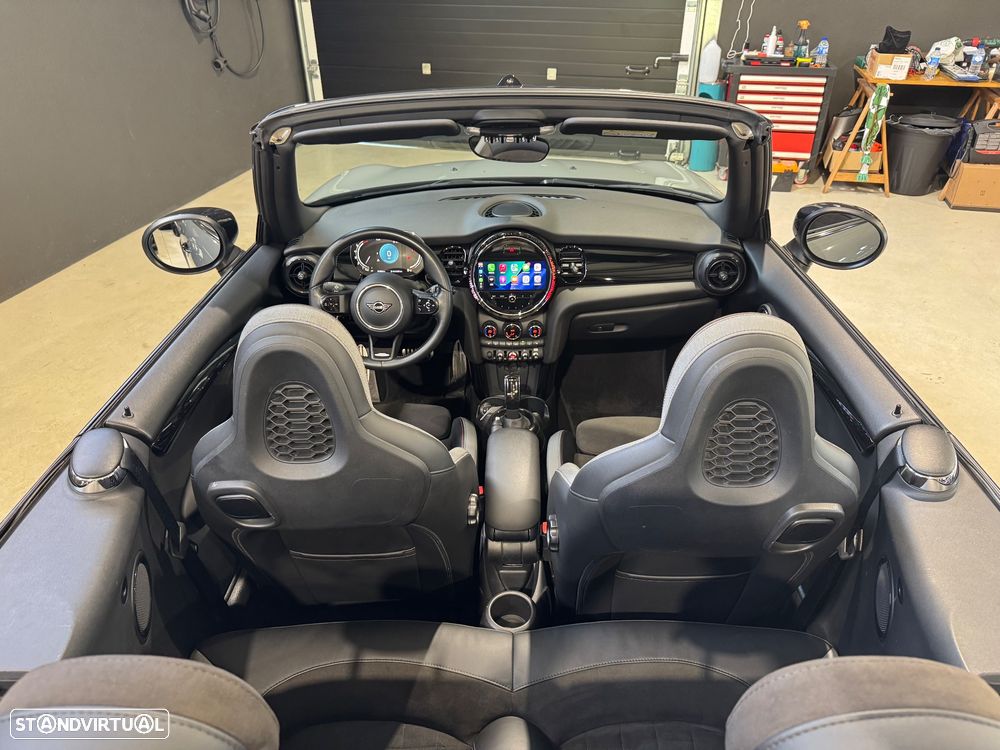 MINI Cabrio Cooper Premium Plus JCW Auto - 26