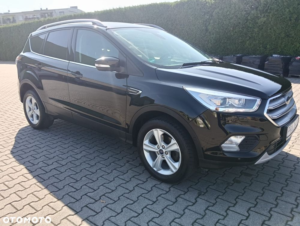 Ford Kuga - 1