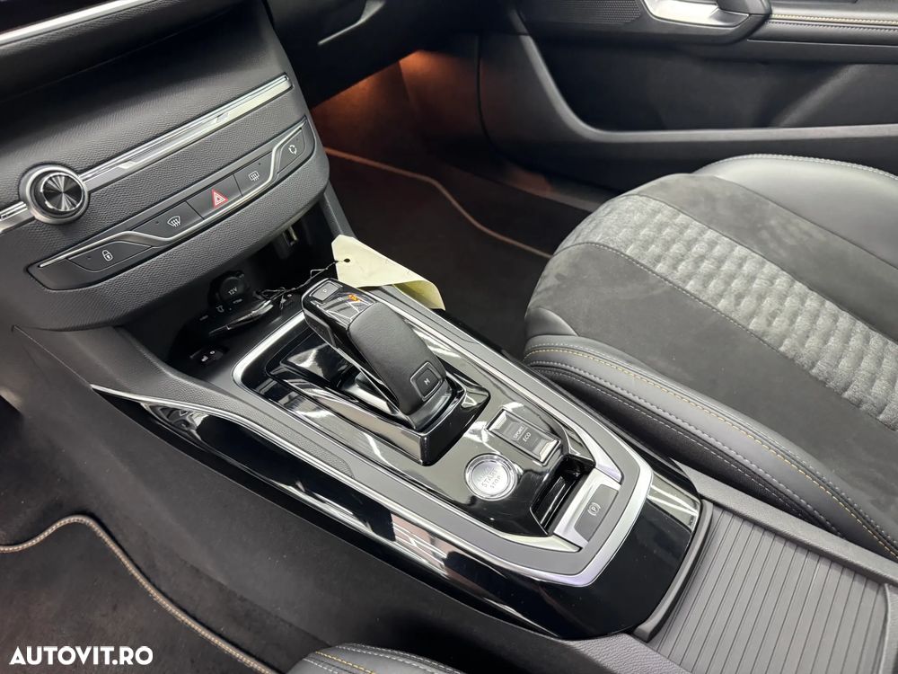 Peugeot 308 PureTech 130 EAT8 Allure Pack - 26