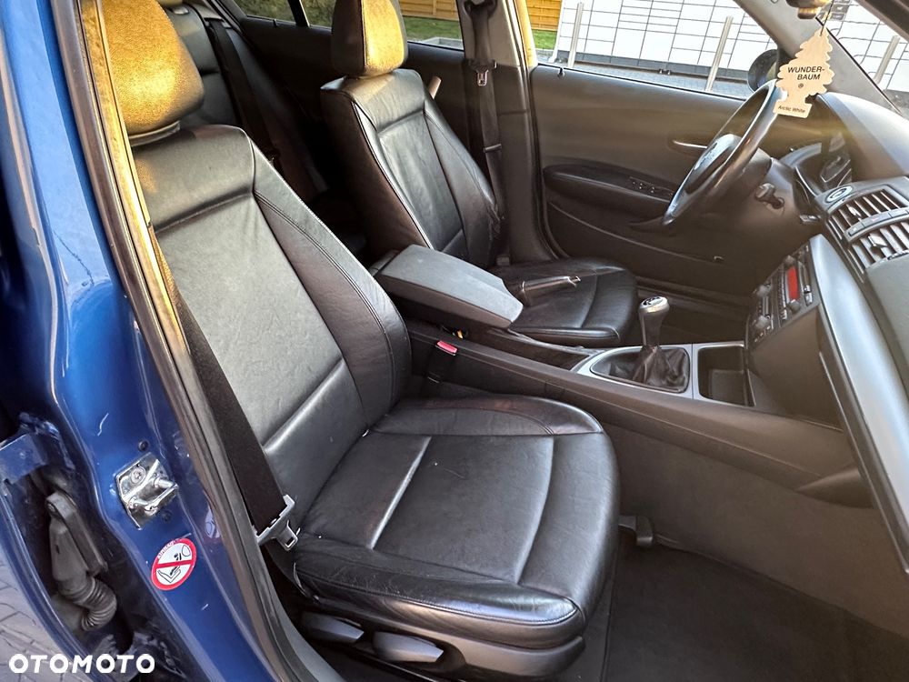 BMW Seria 1 118d - 23