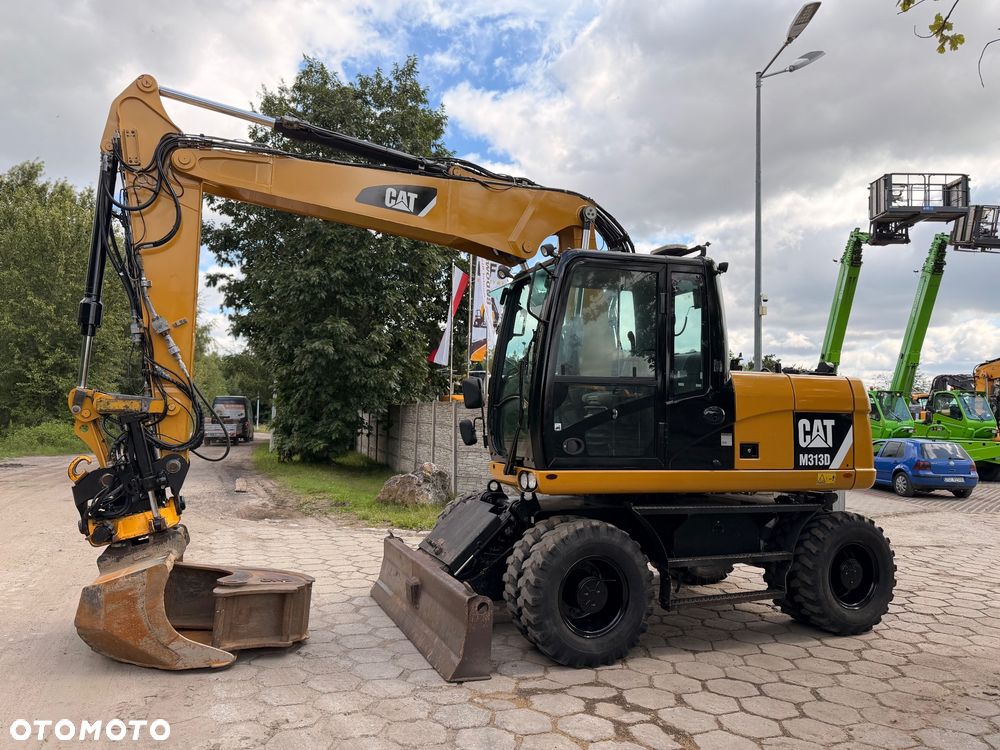 Caterpillar M313D - 1