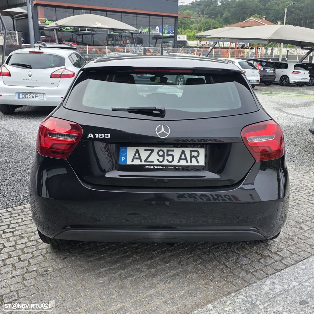 Mercedes-Benz A 180 Dynamic Edition - 11