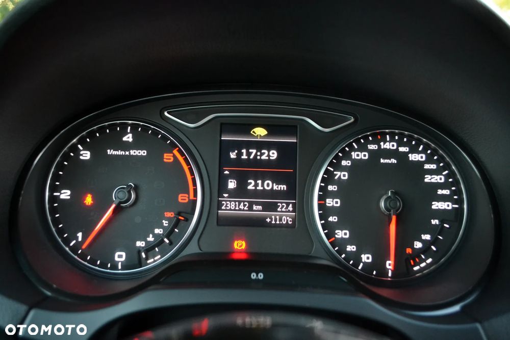 Audi A3 Sportback 2.0 TDI quattro S line Sportpaket - 31