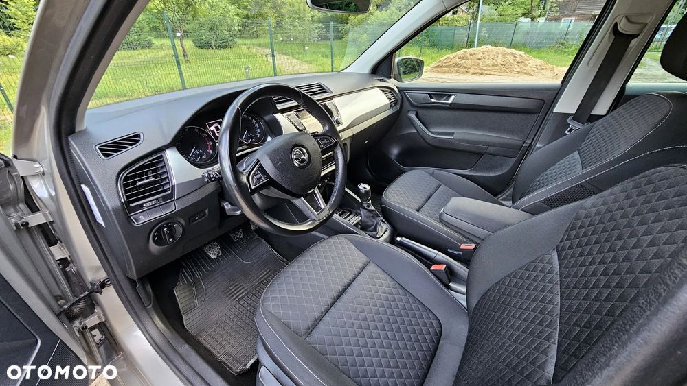 Skoda Fabia 1.2 TSI Edition - 24