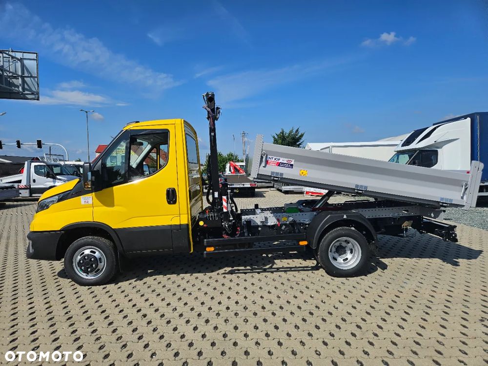 Iveco 50c/70c wywrotka z siatkami i dachem - 23