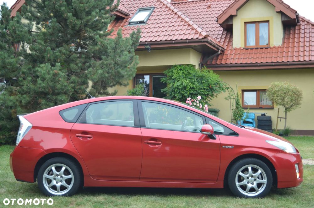 Toyota Prius 1.8 HSD Prestige - 7