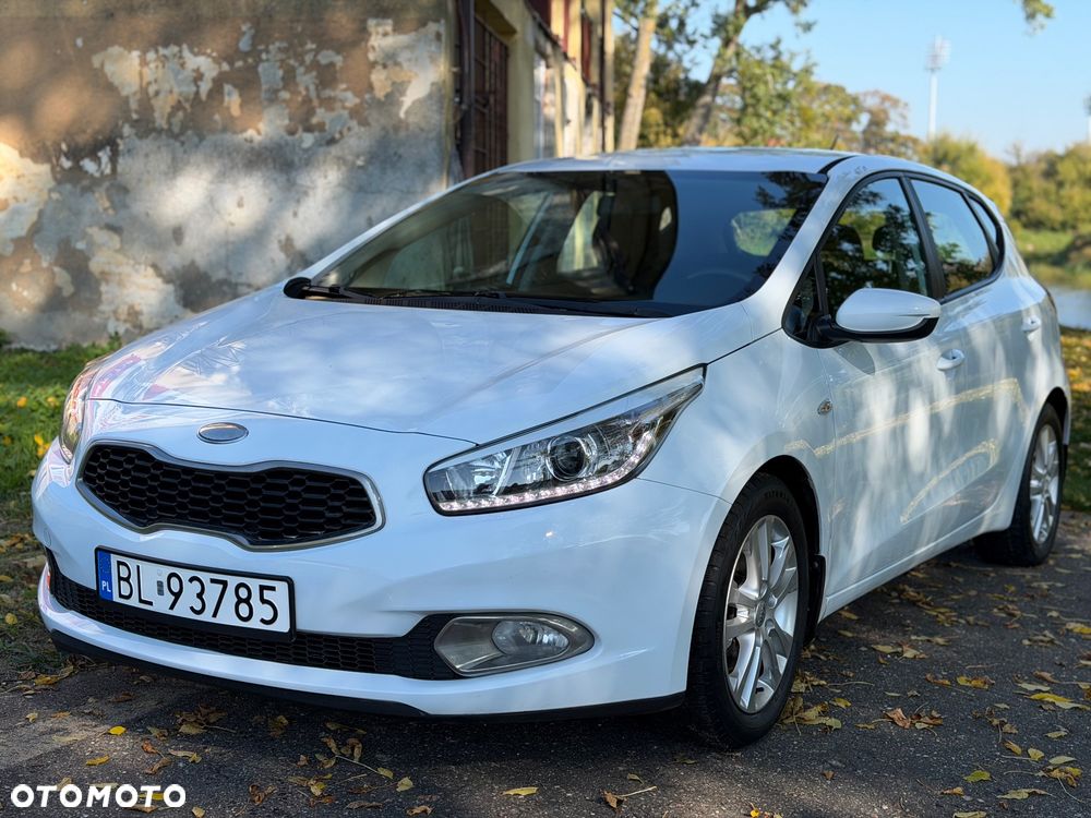 Kia Ceed 2013 photo 5