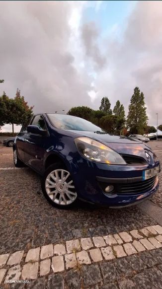 Renault Clio 1.2 16V Dynamique S - 2