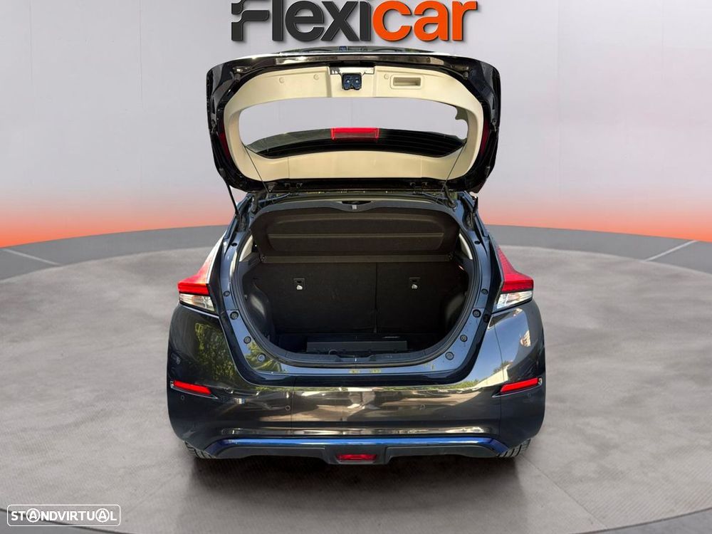Nissan Leaf - 17