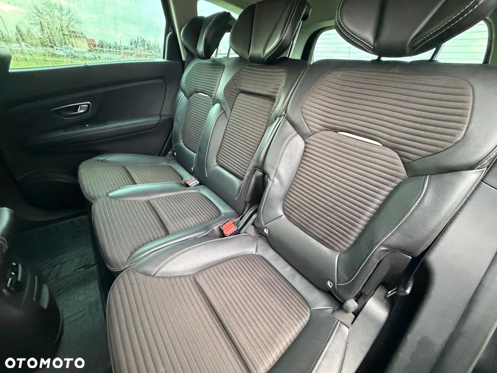 Renault Scenic - 21