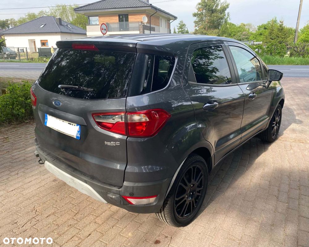 Ford EcoSport - 8