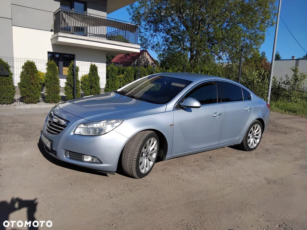 Opel Insignia - 1