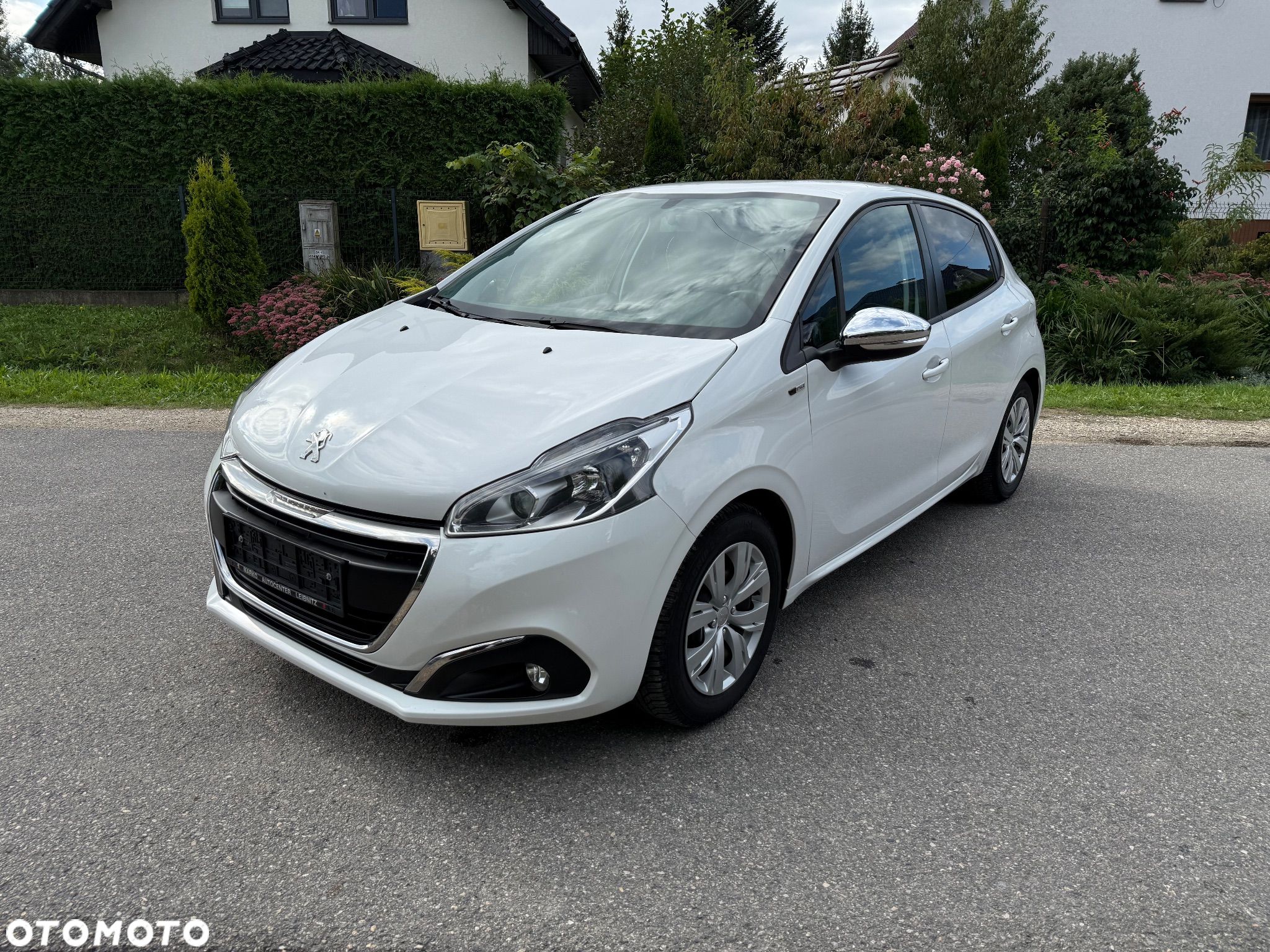 Peugeot 208 1.2 PureTech Style - 1