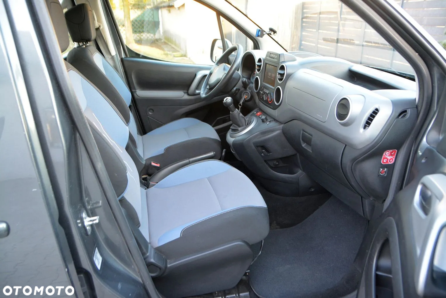 Peugeot Partner - 26