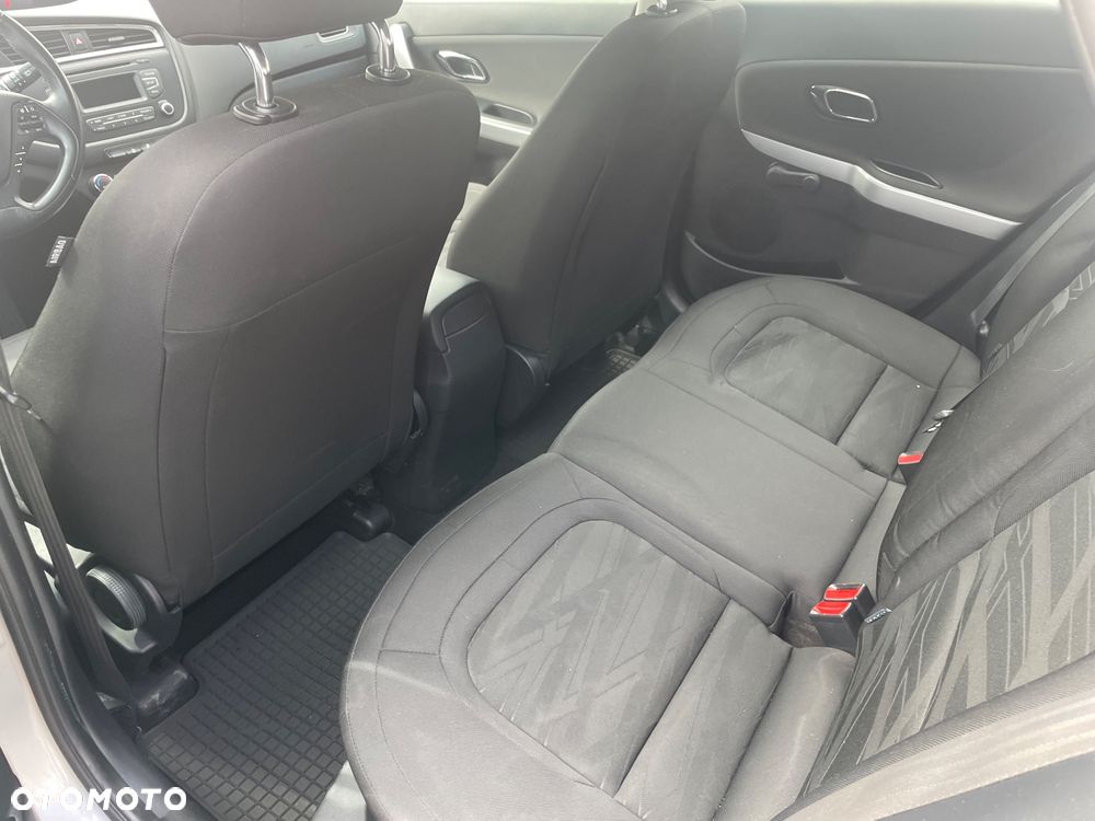 Kia Ceed 1.6 GDI L - 16