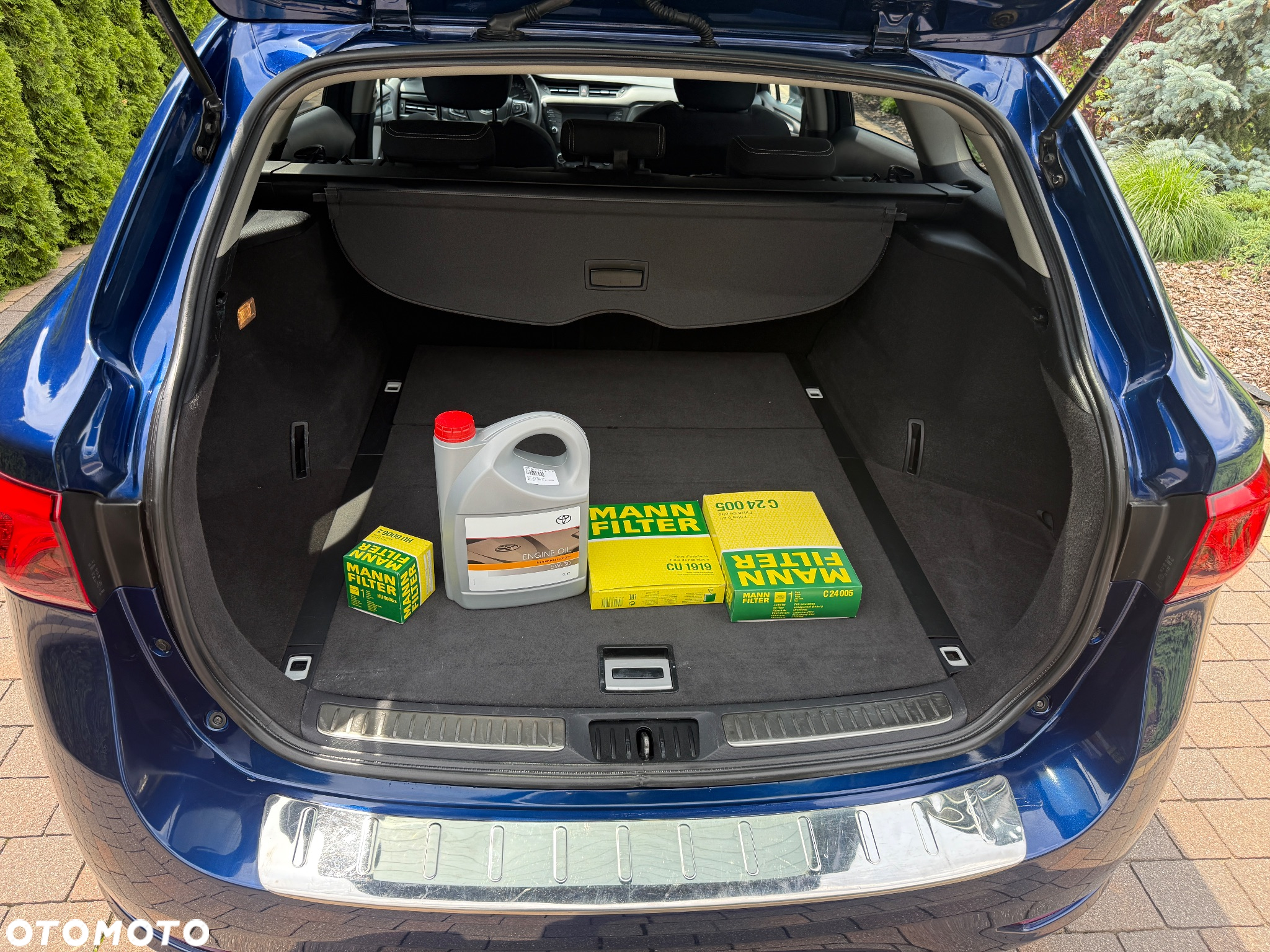 Toyota Avensis Touring Sports 1.8 Team Deutschland - 22