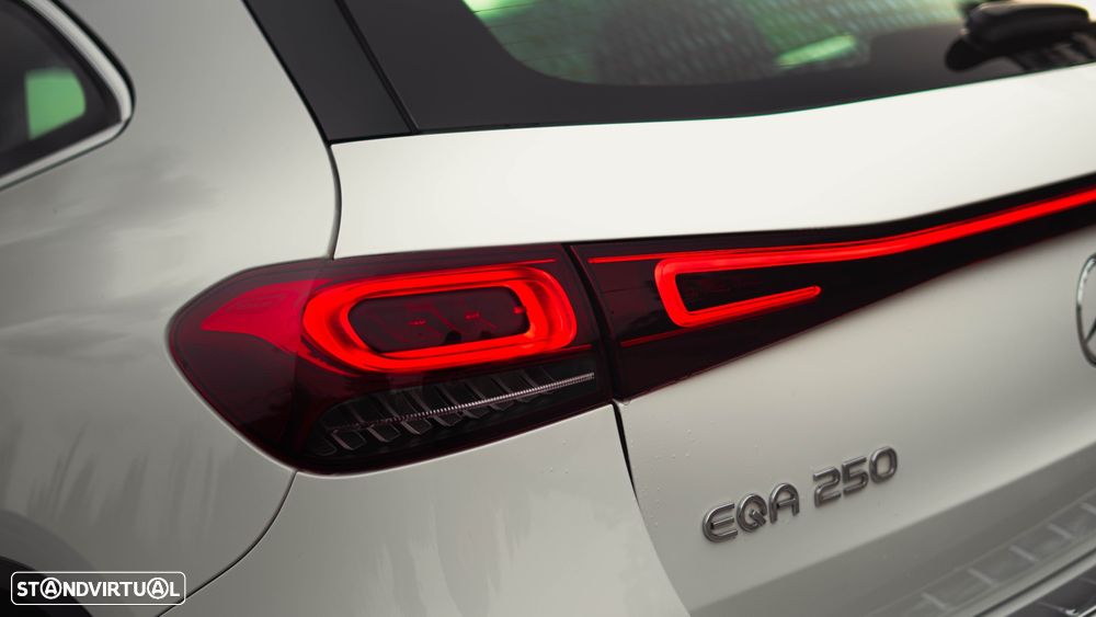 Mercedes-Benz EQA 250 AMG Line - 8