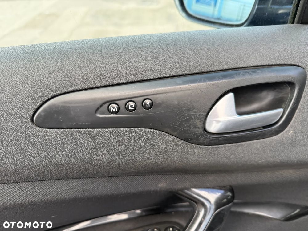 Citroën C5 HDi 135 Exclusive - 13